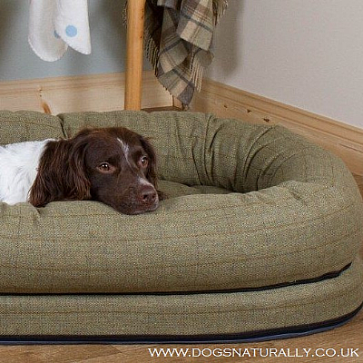 OTT Tweed Snuggle Dog Bed (2x Colours)
